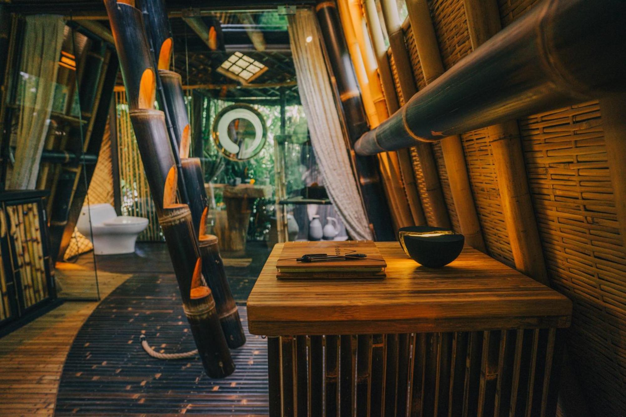 Hideout Eco Bamboo House Bali Villa Selat Værelse billede
