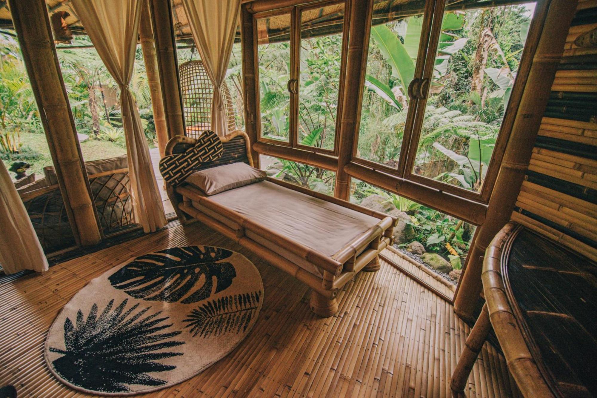 Hideout Eco Bamboo House Bali Villa Selat Værelse billede