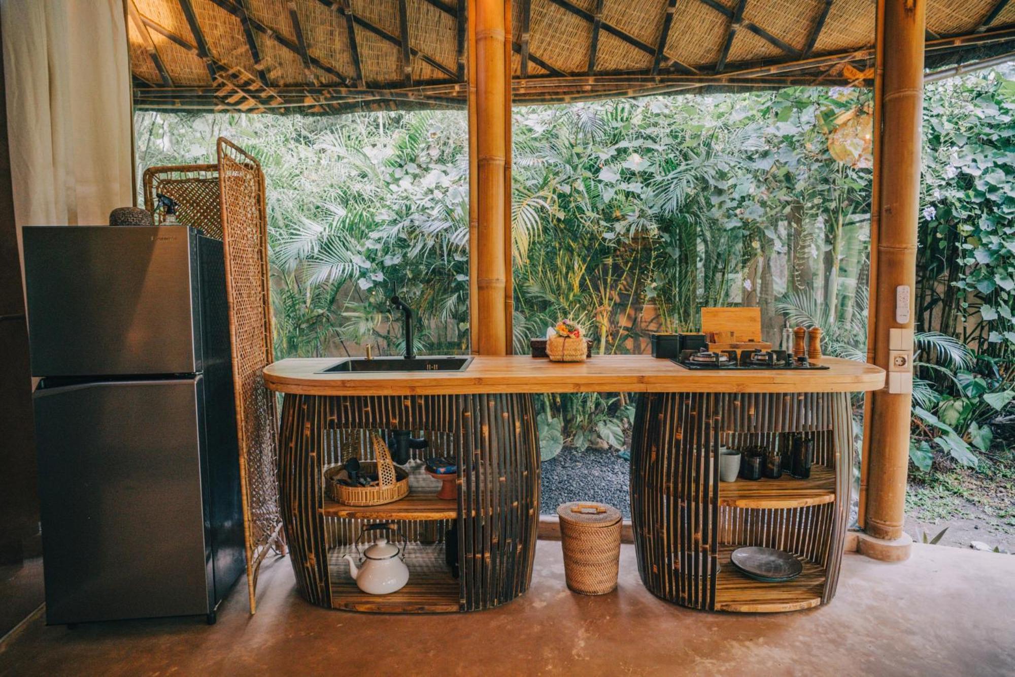 Hideout Eco Bamboo House Bali Villa Selat Værelse billede
